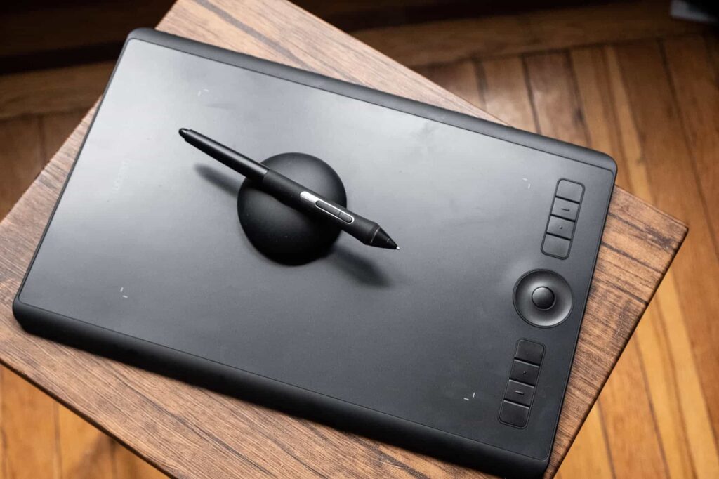 6 Best Drawing Tablets for Adobe Illustrator India 2021 - SKGRAPHICS